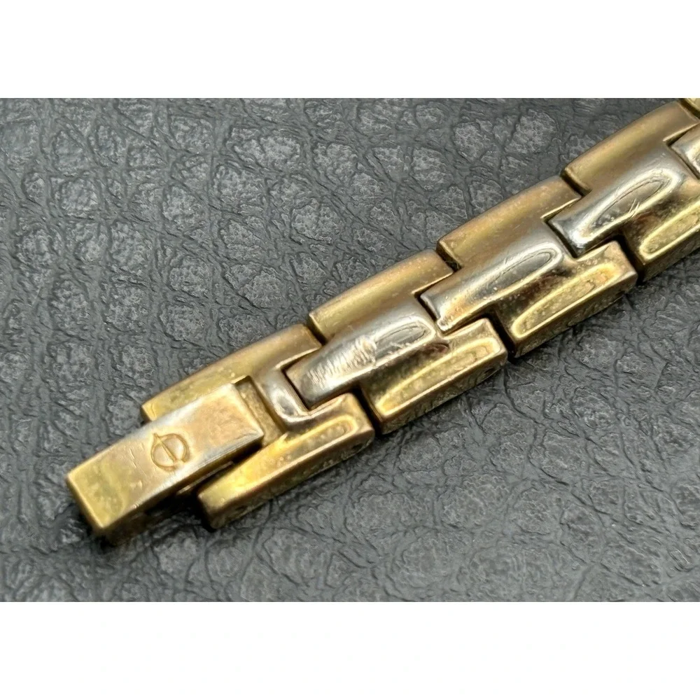 Vintage Elgin Genuine Sapphire Quartz Watch Gold Tone Untested Needs Battery